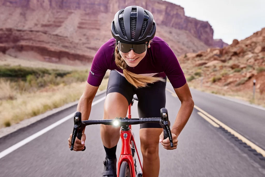 TK22_LAUNCH_SS_ BrandedApparel_B2C_PLP_WomenCyclingApparel