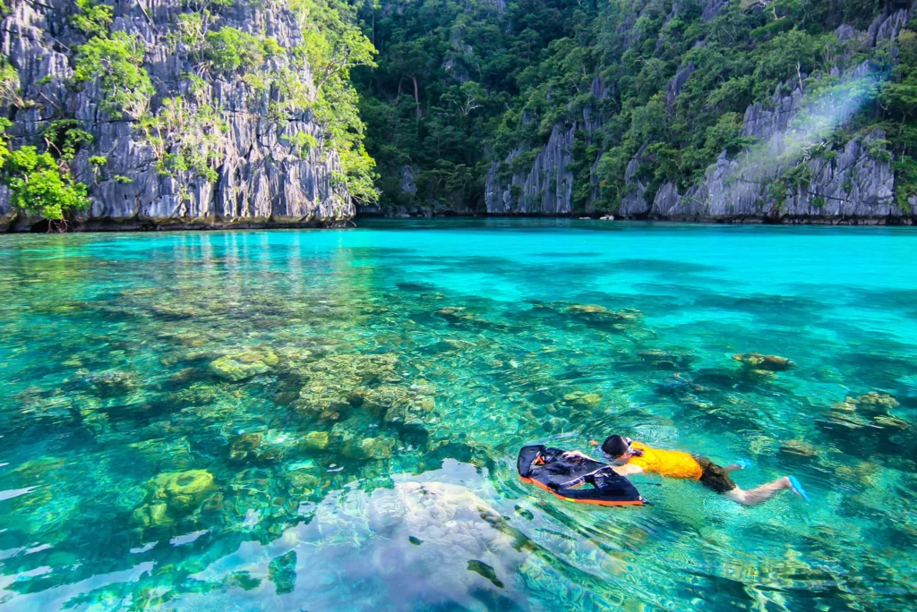 palawan-snorkeling-GettyImages-519022659